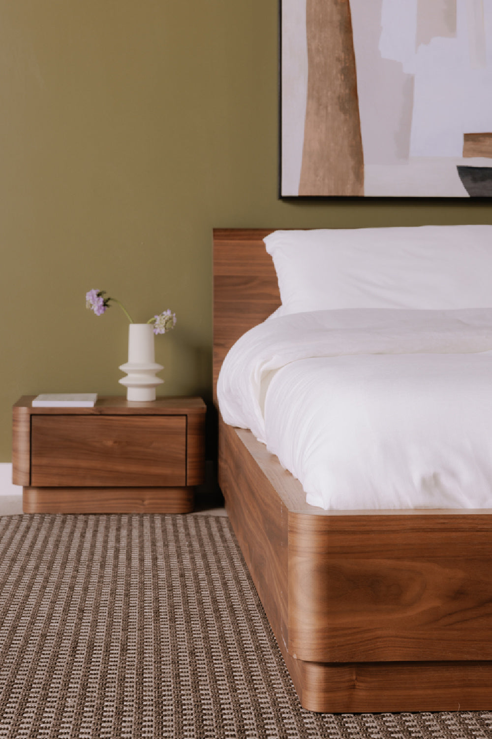   Modern European furniture - Walnut Veneer Bed - www.oroa.com | Oroa.com