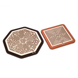   Leather Finished Square Labyrinth | Oroa.com