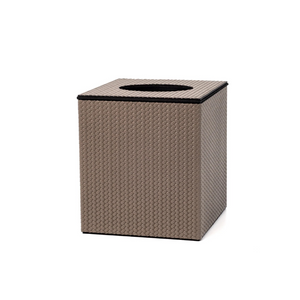  Magnetic Lidded Square Tissue Box | Oroa.com