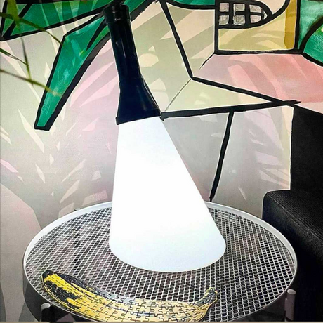   Rechargeable LED Lamp | Oroa.com