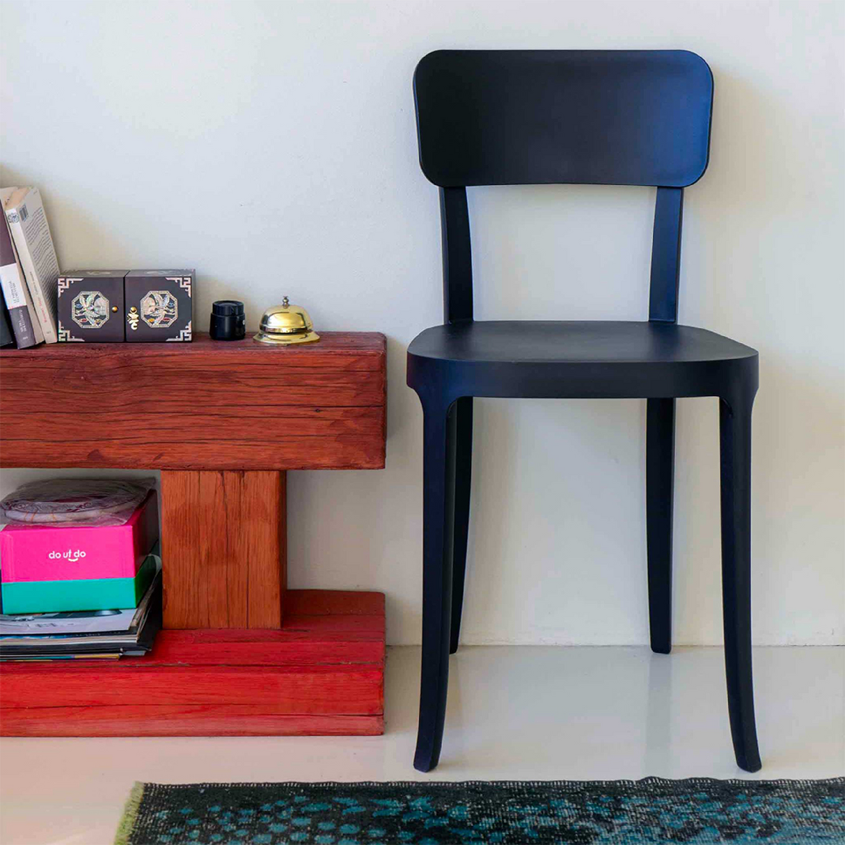   Modern Classic Dining Chairs (2) | Oroa.com