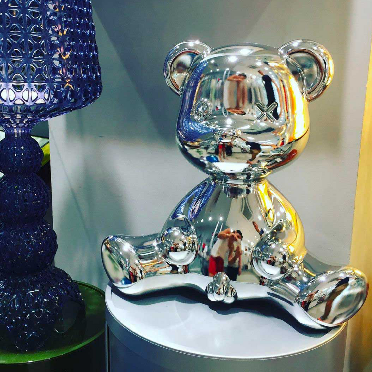   Metallic Modern Table Lamp | Oroa.com