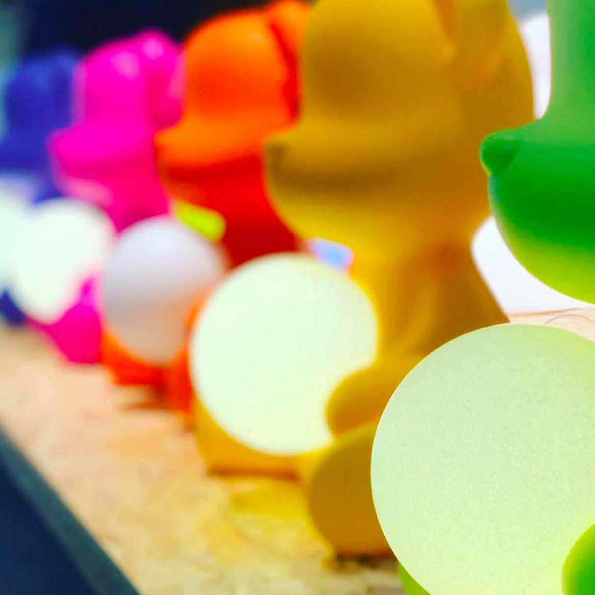   Rechargeable Table Lamp | Oroa.com