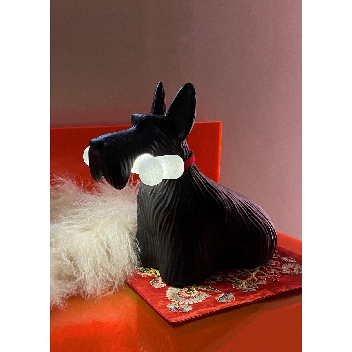   Decorative Dog Wireless Lamp | Oroa.com