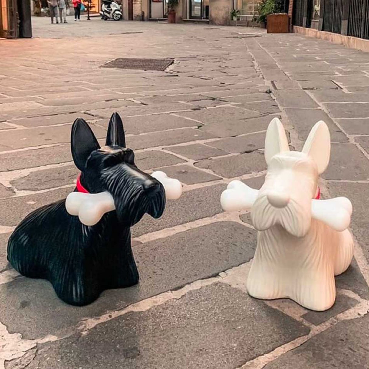   Decorative Dog Wireless Lamp | Oroa.com