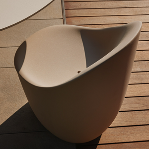   Oval Indoor/Outdoor Dining Table | Oroa.com