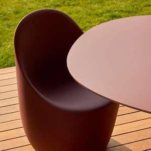   Indoor/Outdoor Bucket Dining Table | Oroa.com