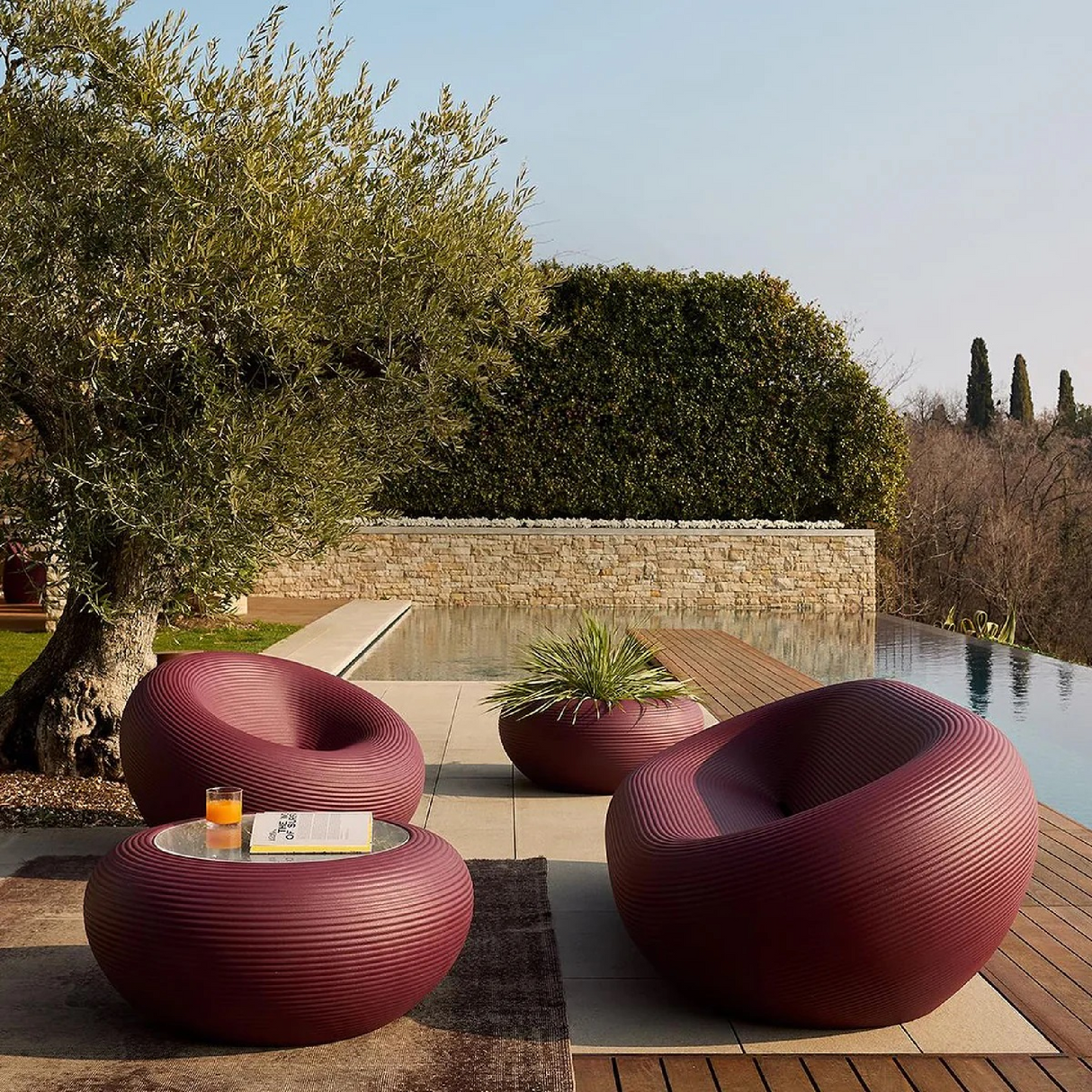   Modern Oblong Outdoor Sofa | Oroa.com