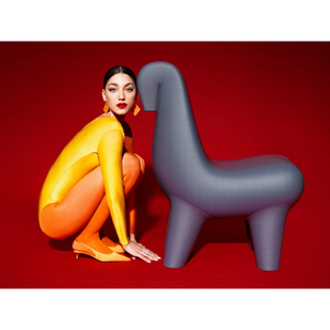   Sculptural Indoor/Outdoor Chair | Oroa.com