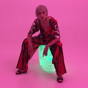   Skull Stool with Rechargeable LED Lamp | Oroa.com