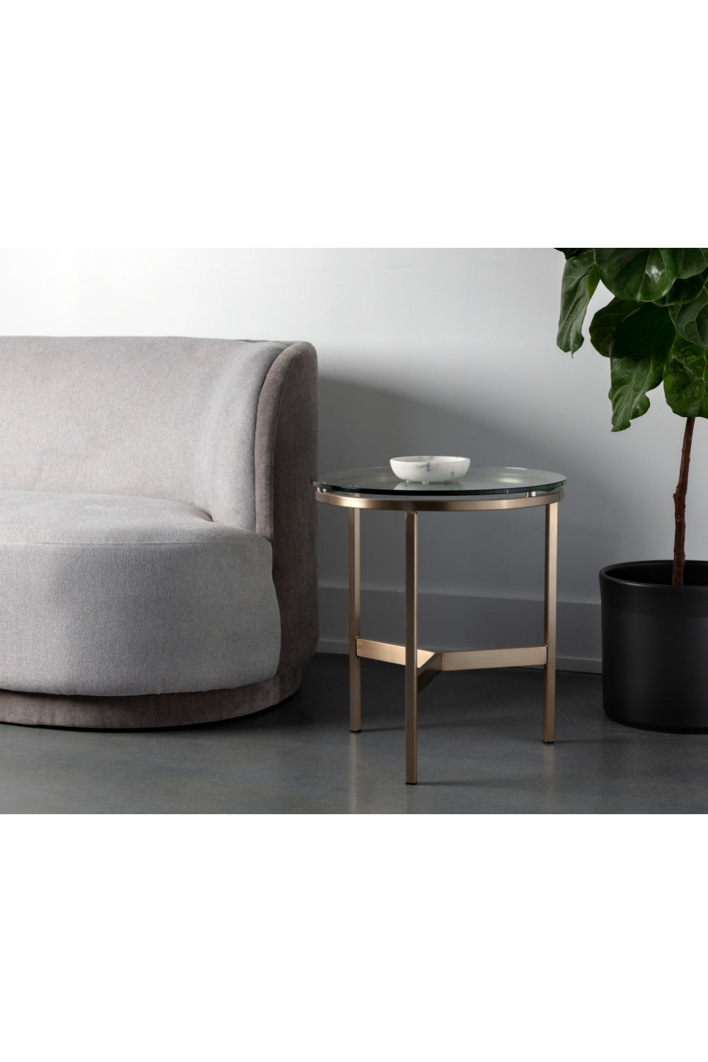   Tempered Glass Round End Table  Modern European furniture - www.oroa.com | Oroa.com