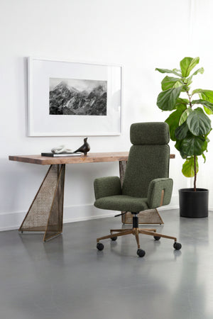   Modern European furniture - Curved Upholstered Office Chair - www.oroa.com | Oroa.com
