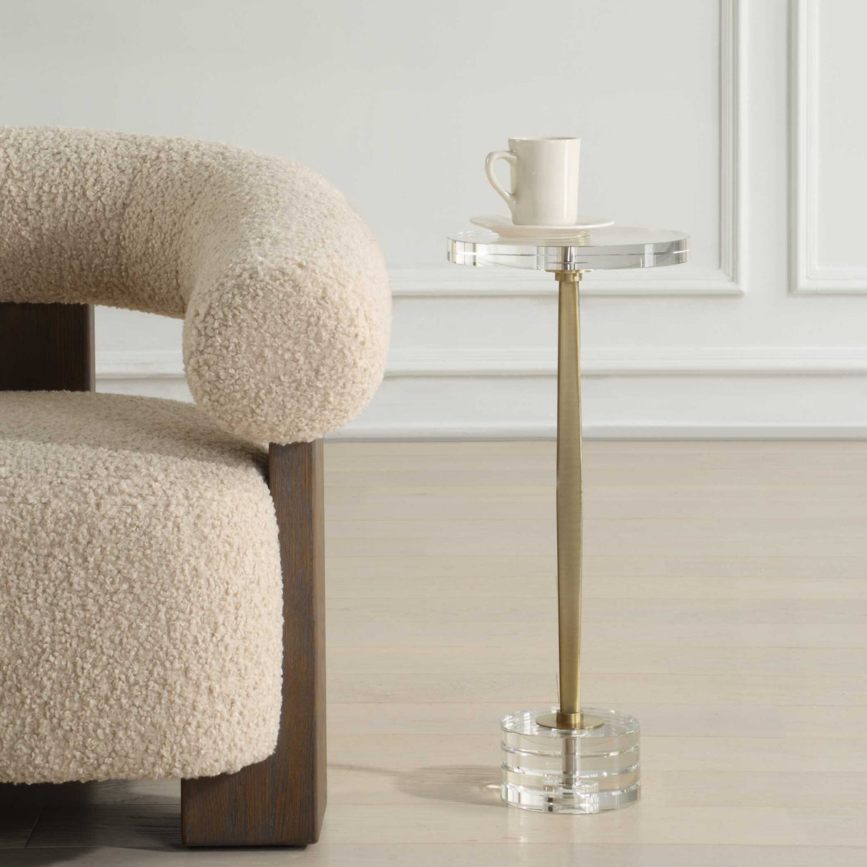   Modern European furniture - Round Crystal Drink Table  - www.oroa.com | Oroa.com