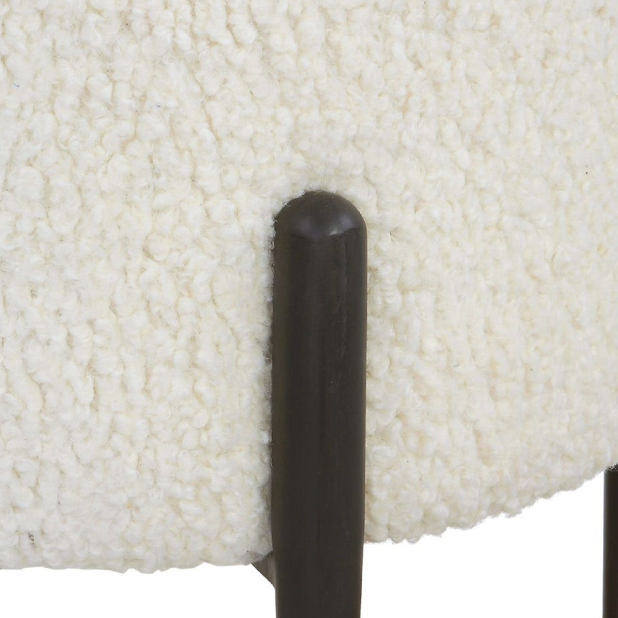   White Shearling Ottoman | Oroa.com