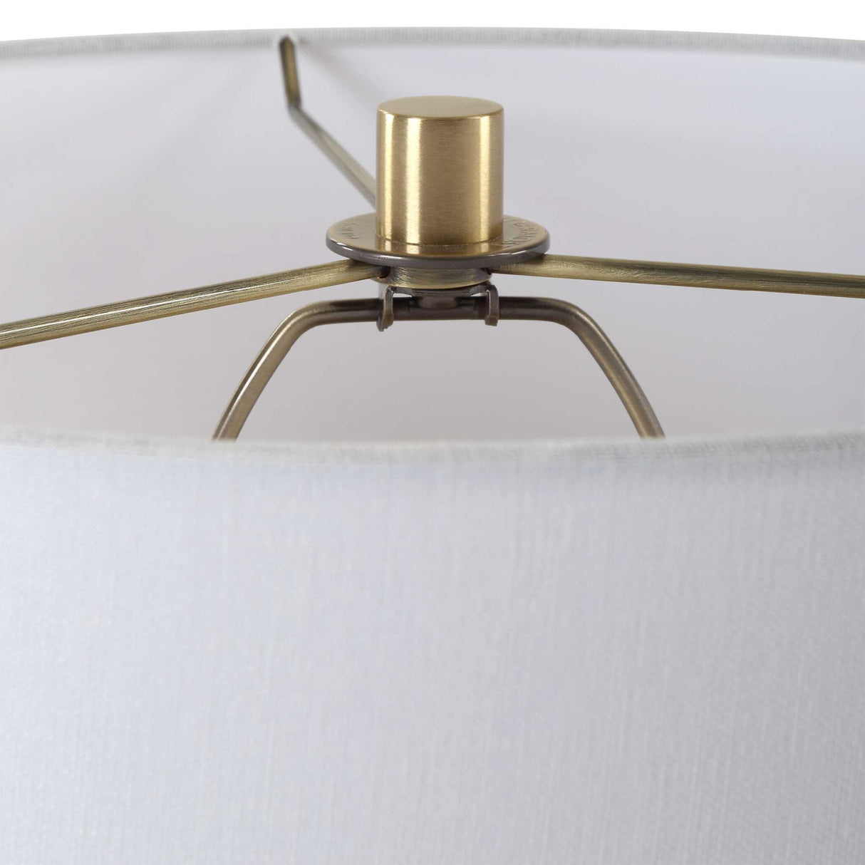   Cylindrical White Shagreen Table Lamp | Oroa.com