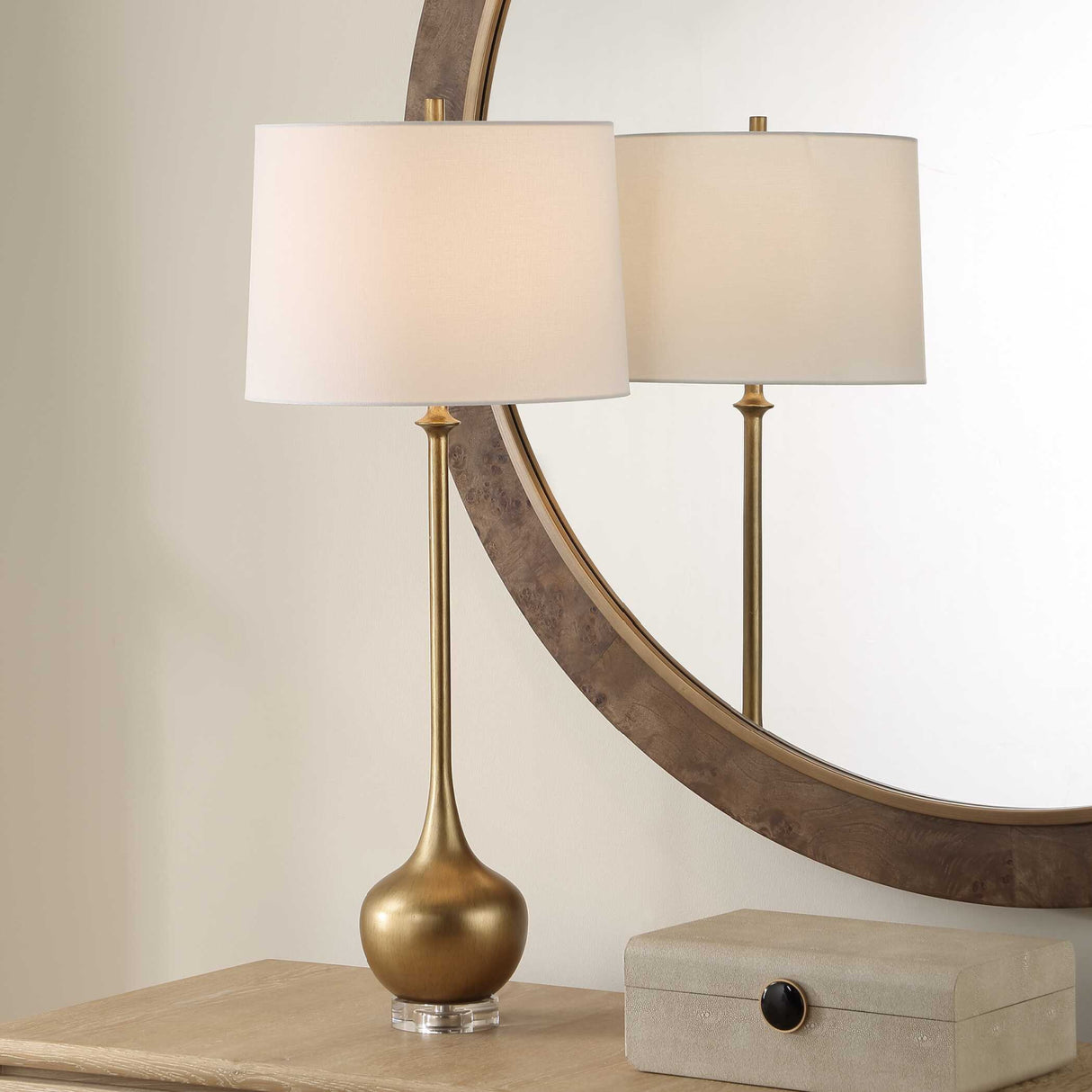  Modern European furniture - Antique Gold Buffet Lamp - www.oroa.com | Oroa.com