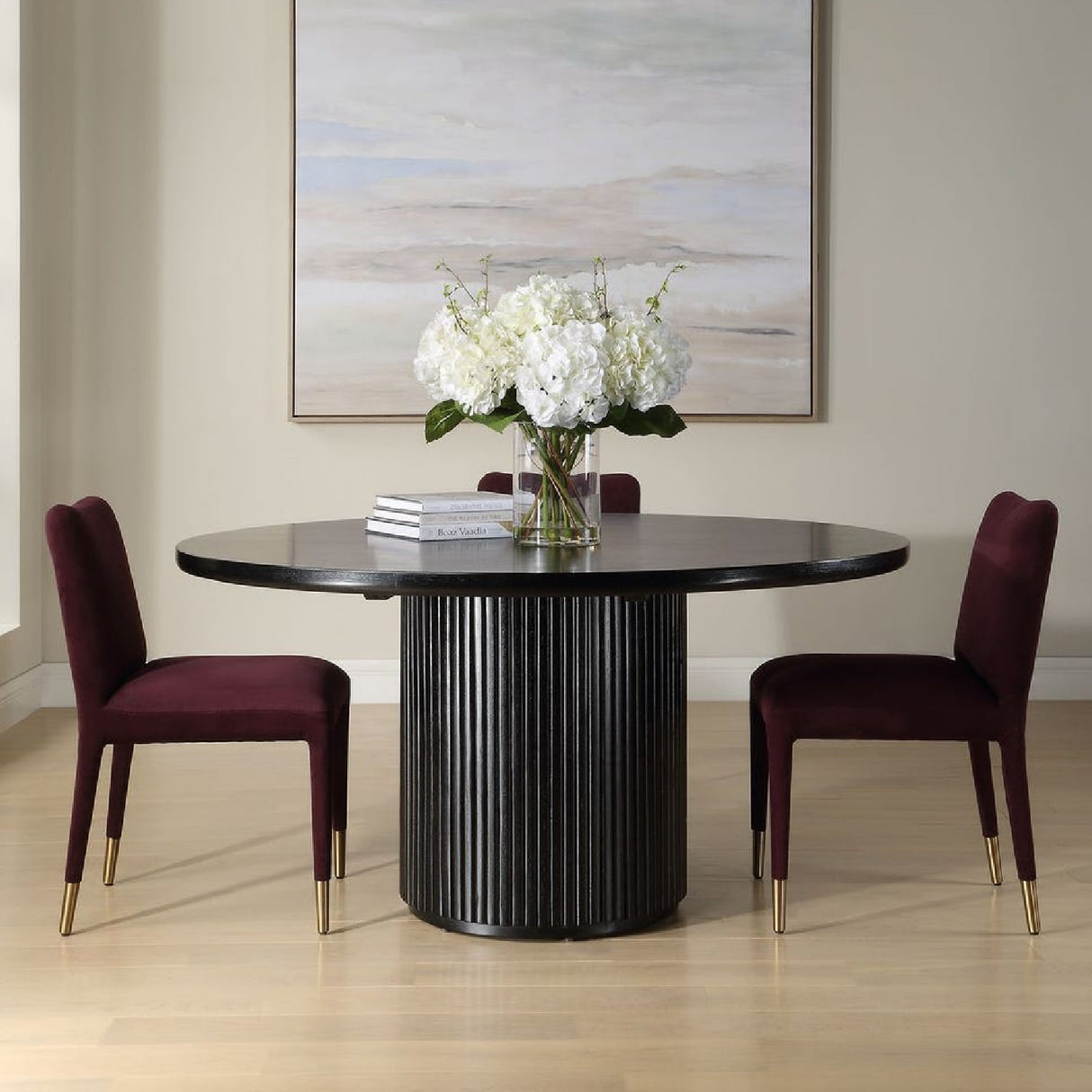   Round Black Oak Dining Table | Oroa.com