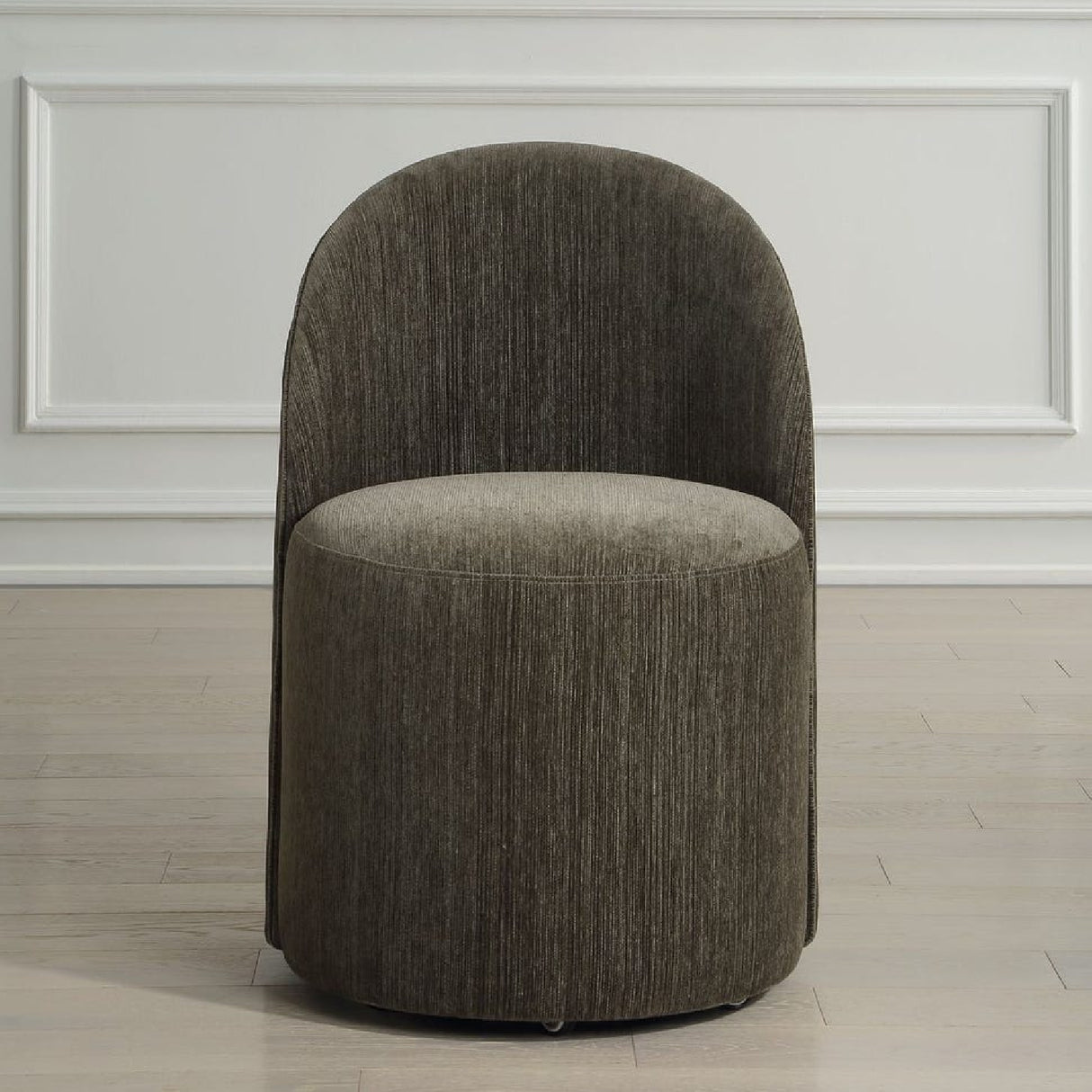   Chenille Caster Swivel Dining Chair | Oroa.com