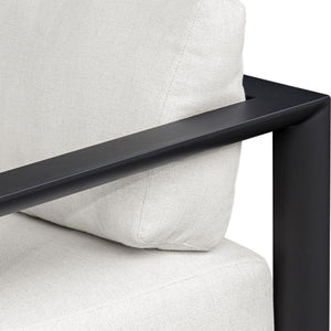   White Cushioned Outdoor Lounge Chair | Oroa.com