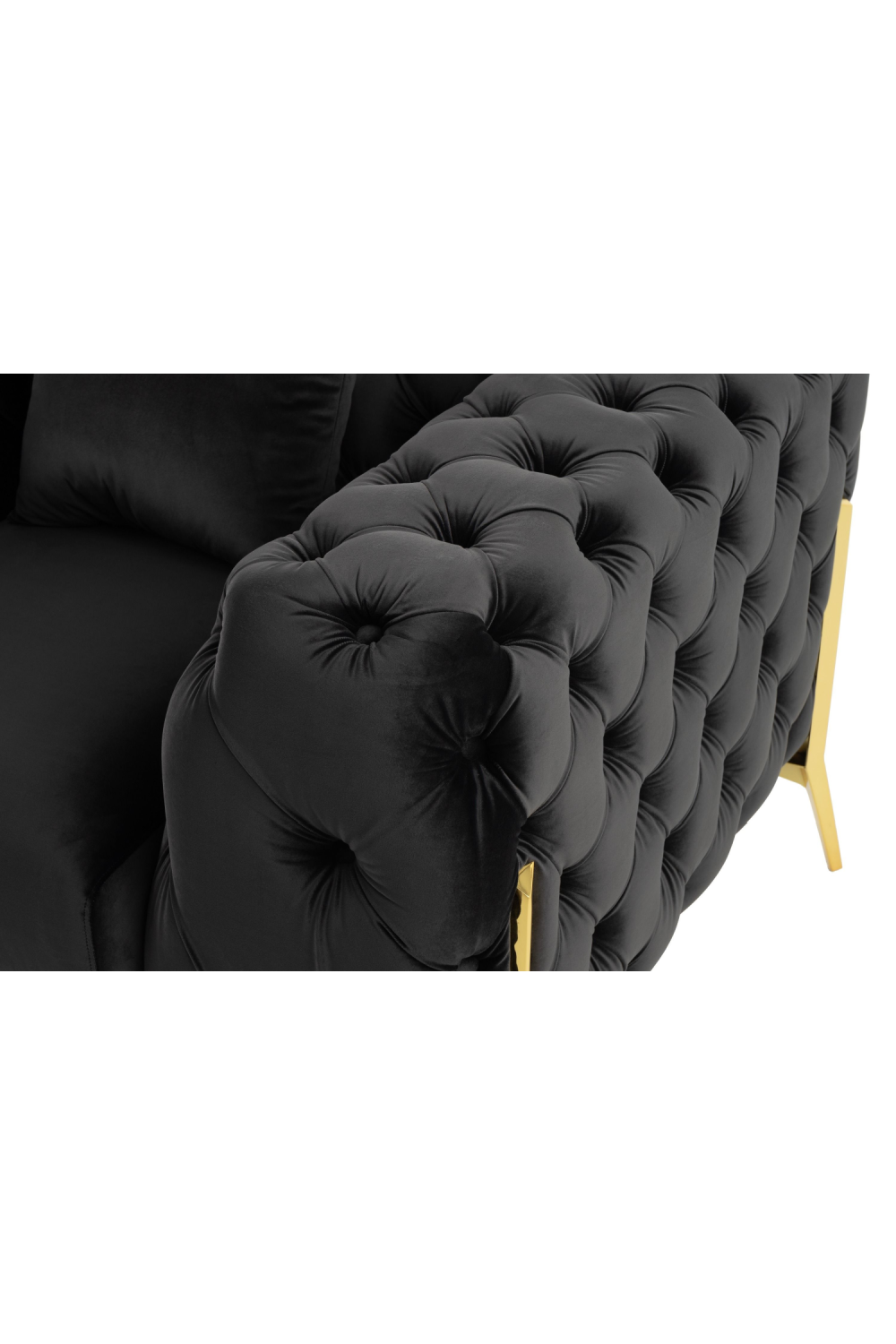   Button-Tufted Velvet Lounge Chair | Oroa.com