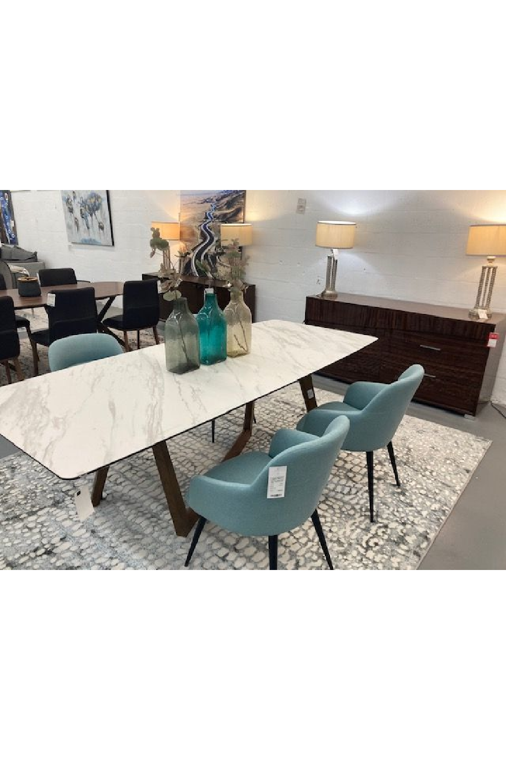   White Marble Top Dining Table | Oroa.com