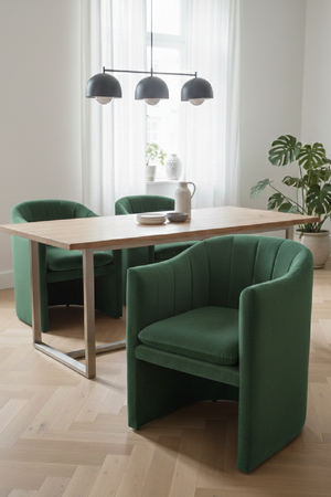   Velvet Curved Dining Chair | Oroa.com