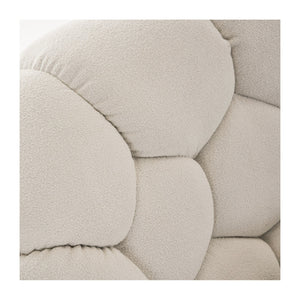   Hexagonal Tufted King Bed | Oroa.com