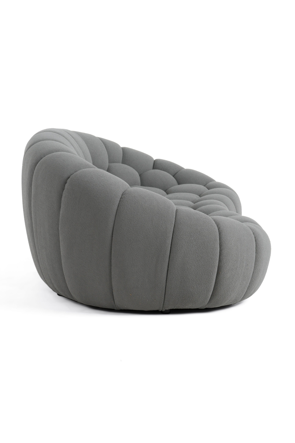   Hexagonal-Tufted Loveseat | Oroa.com