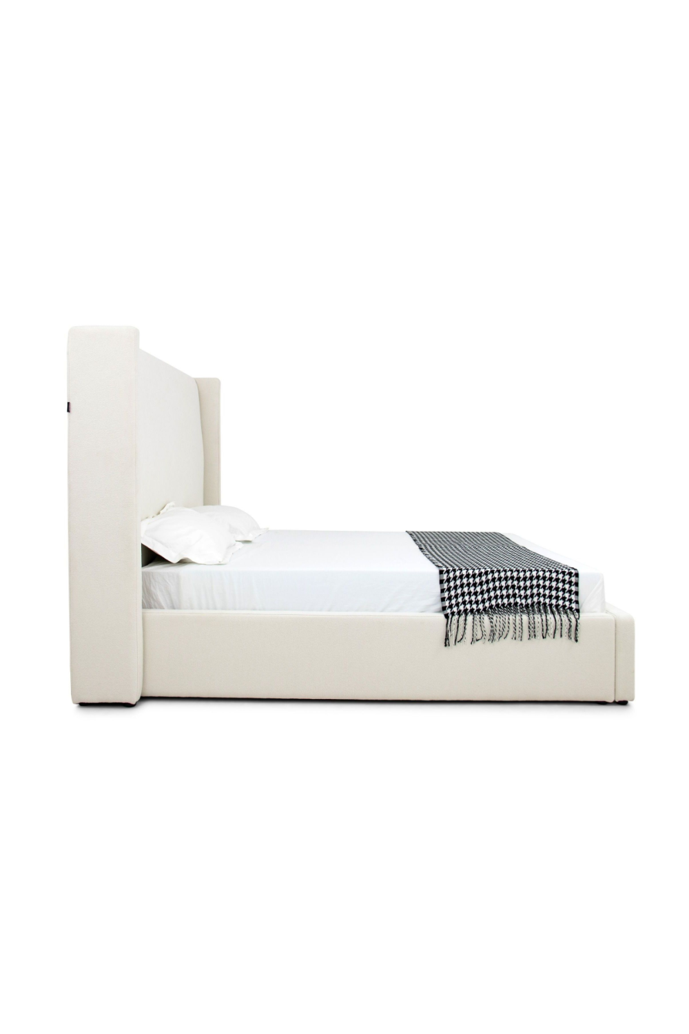   White Teddy Fabric Bed | Oroa.com