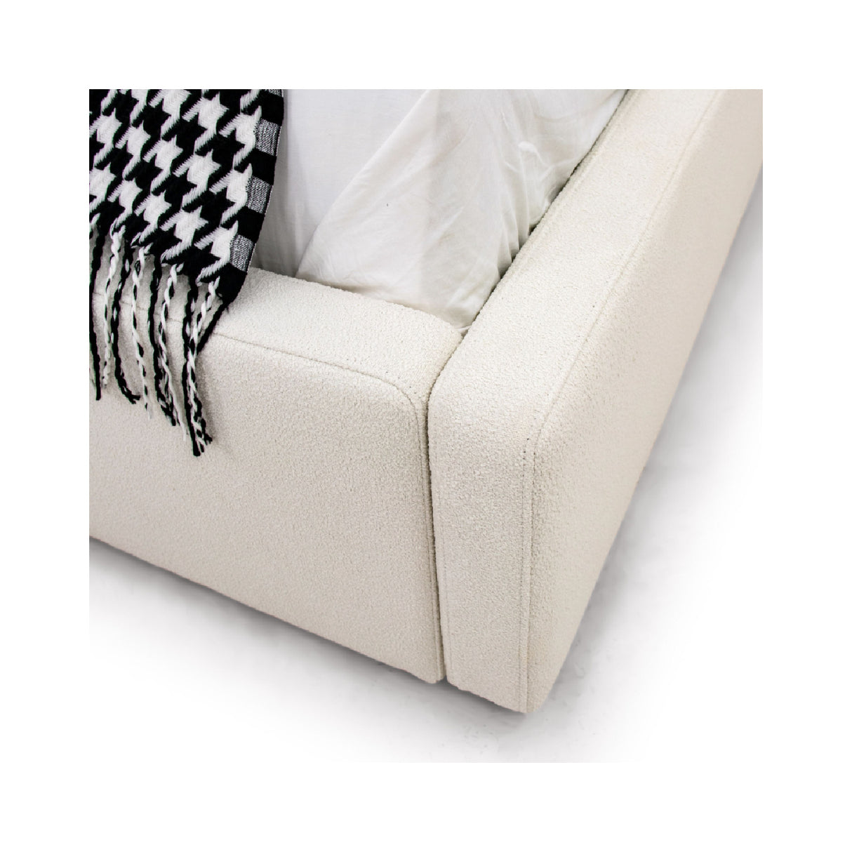   White Teddy Fabric Bed | Oroa.com