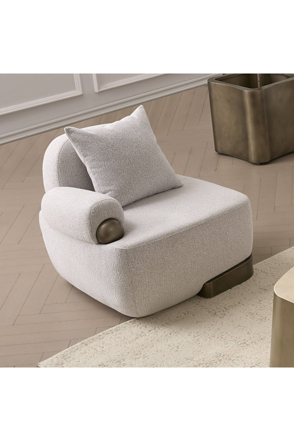   White Right-Armed Accent Chair | Oroa.com