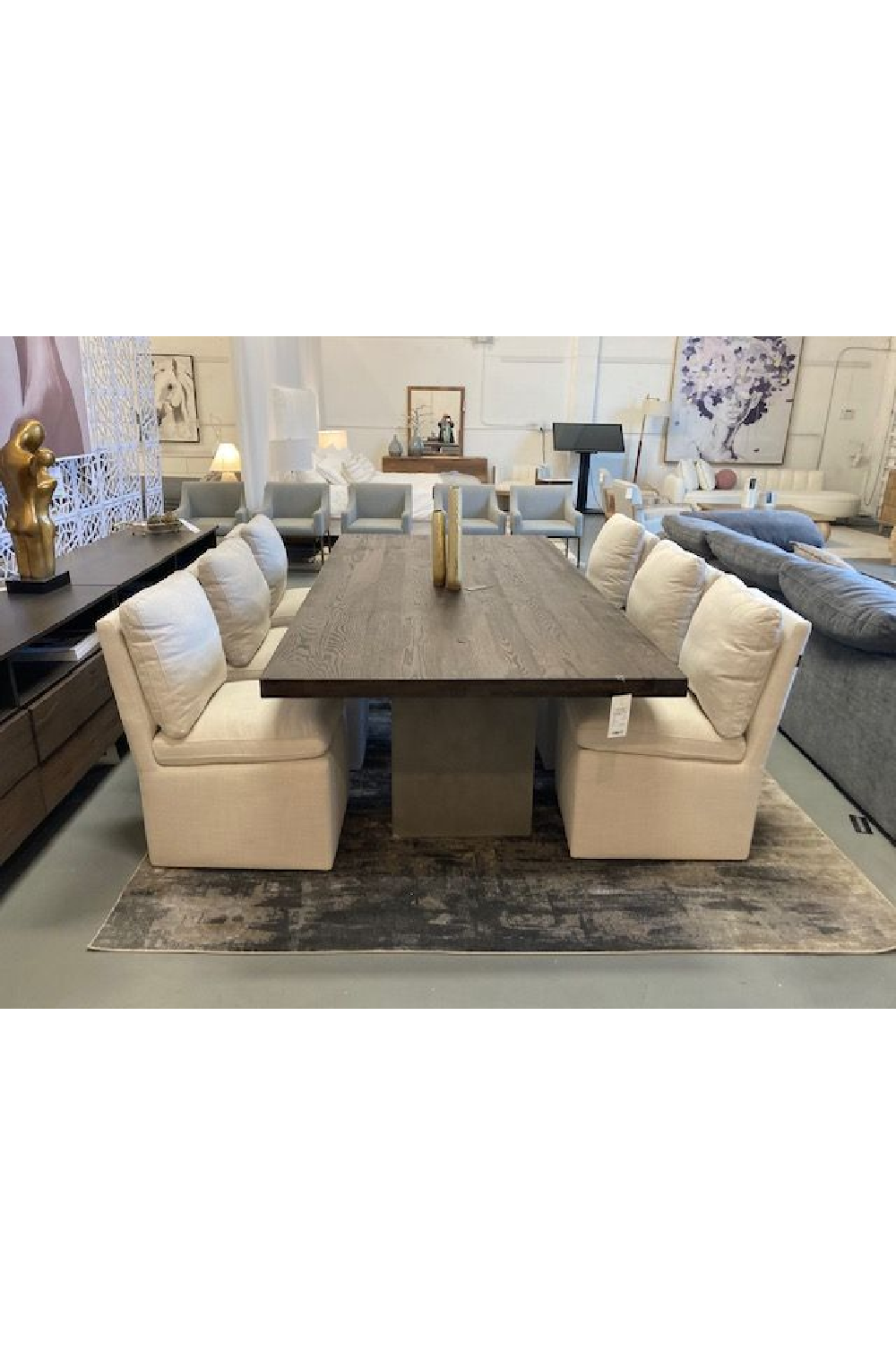   Beige Wheeled Dining Chair | Oroa.com
