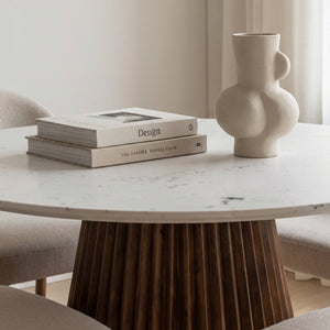  White Marble Round Dining Table | Oroa.com