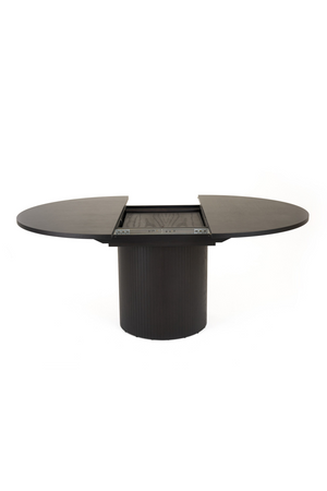   Round Oak Extendable Dining Table | Oroa.com