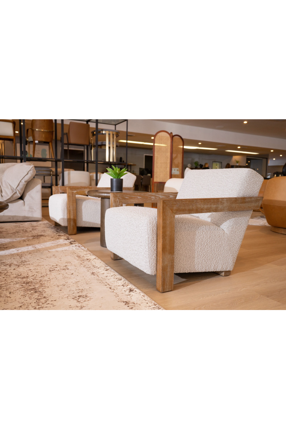   Oak-Framed Beige Accent Chair | Oroa.com