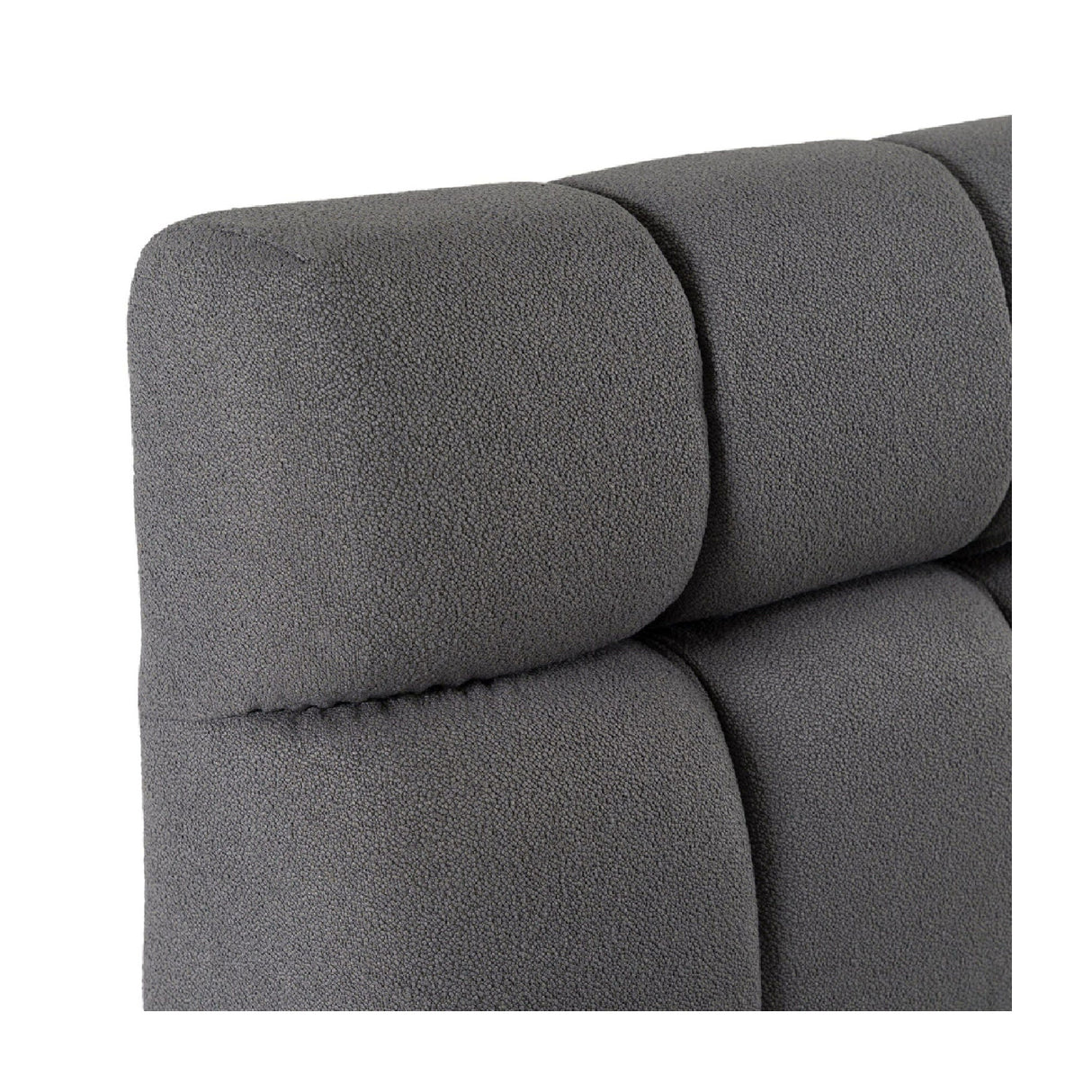   Tufted Queen Bed | Oroa.com