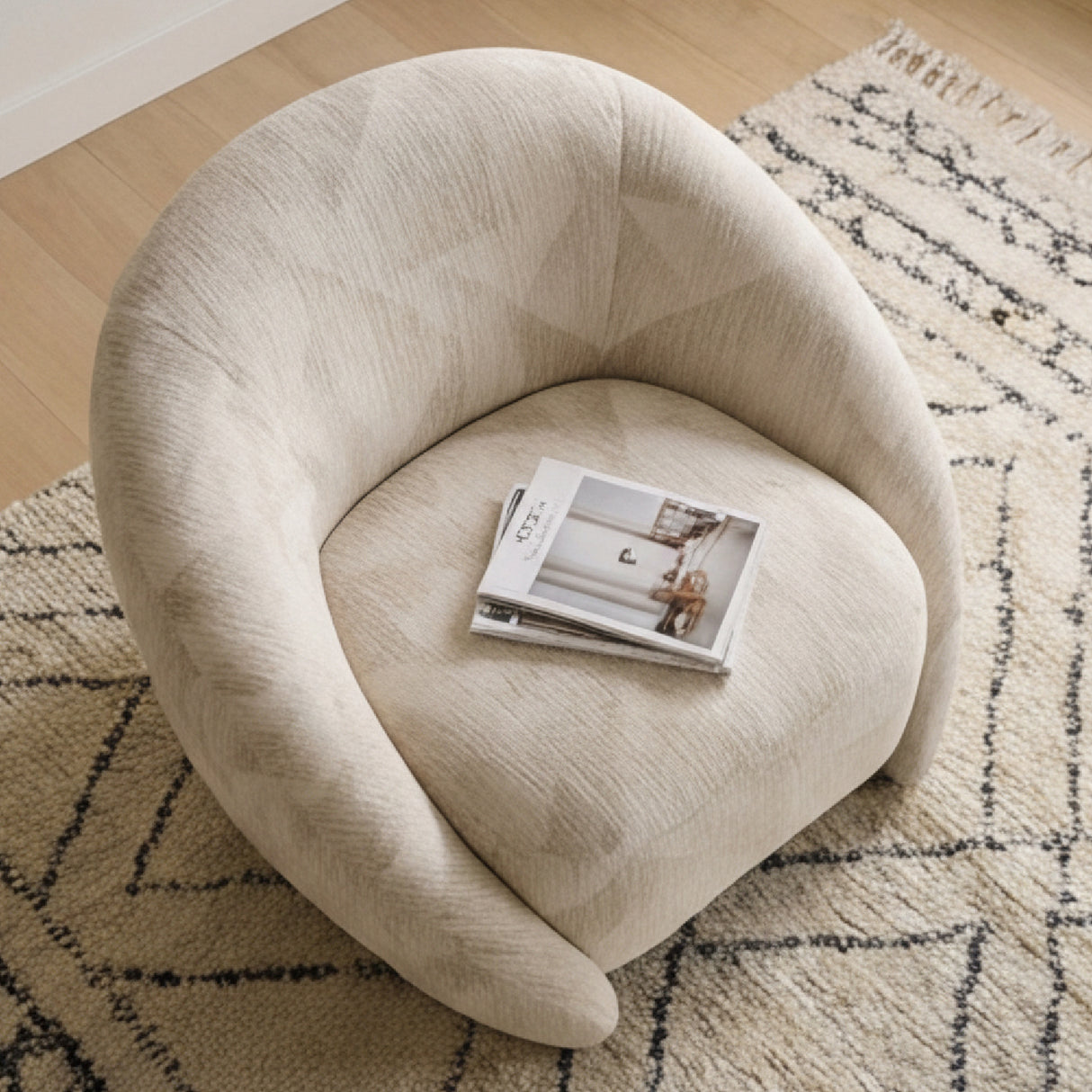   Beige Patterned Fabric Accent Chair | Oroa.com