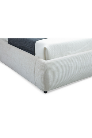   White Upholstered Bed | Oroa.com