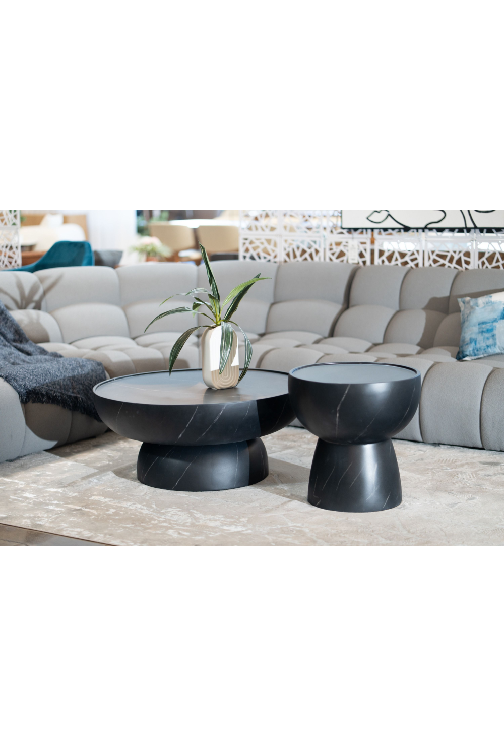   Black Fiberglass Coffee Table | Oroa.com