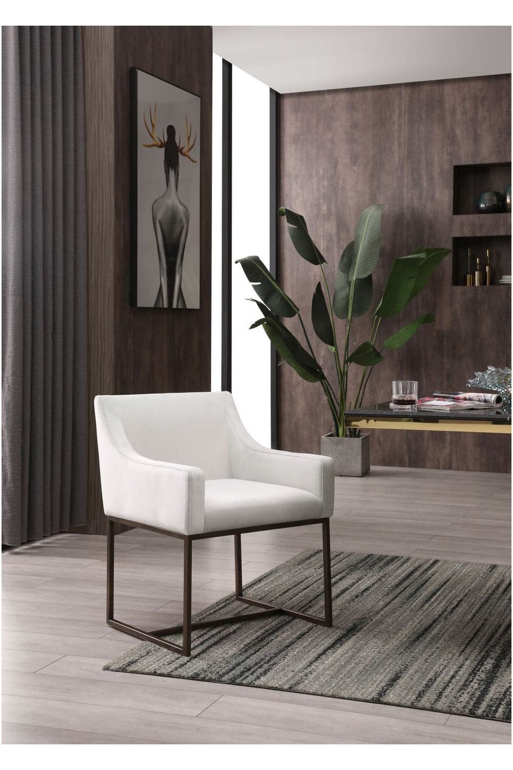   Sloped-Arm Dining Chair | Oroa.com