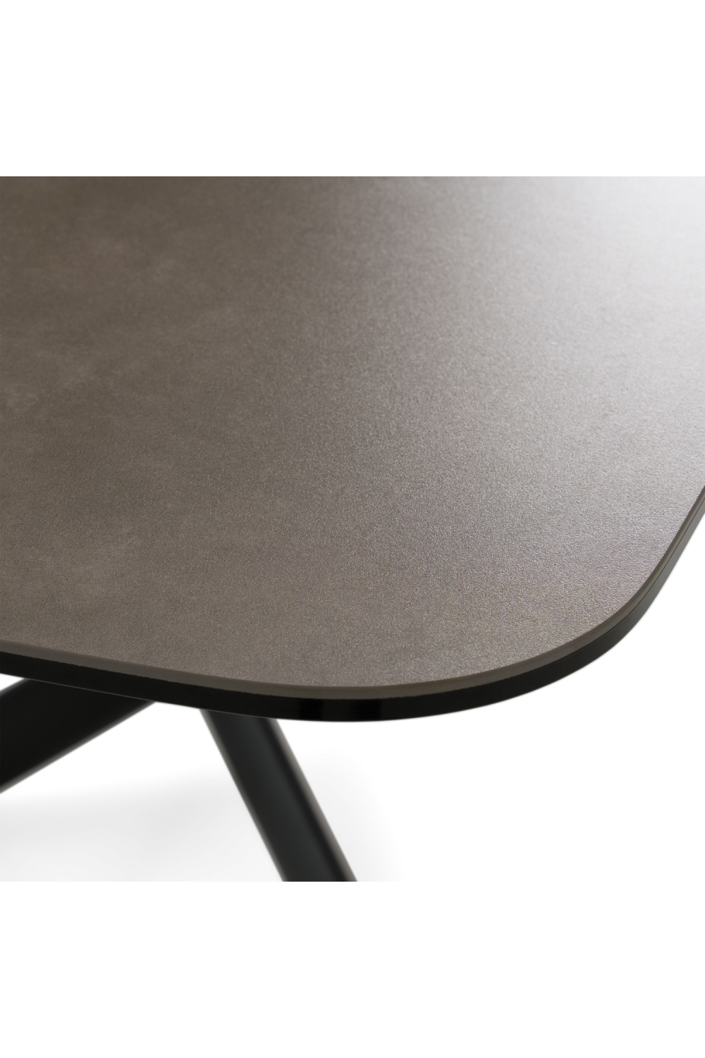   Gray Ceramic Dining Table | Oroa.com