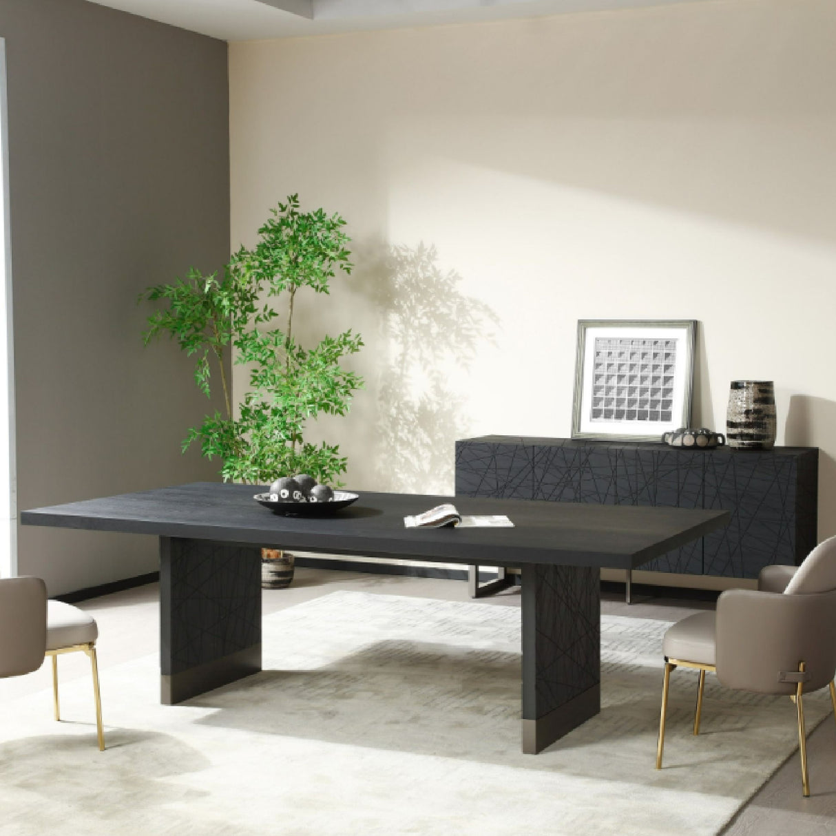   Black Ash Dining Table | Oroa.com