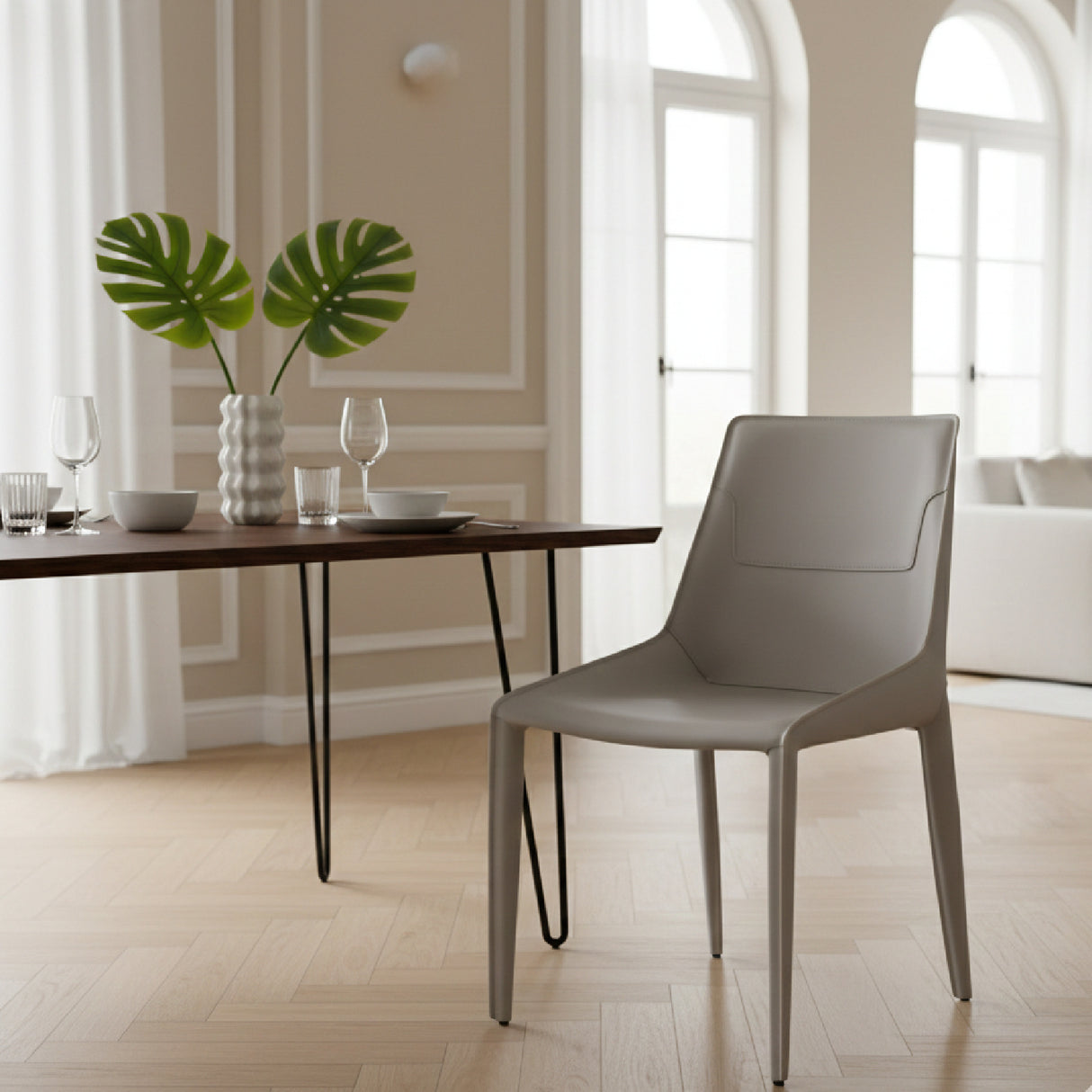   Saddle Leather Dining Chairs (2) | Oroa.com