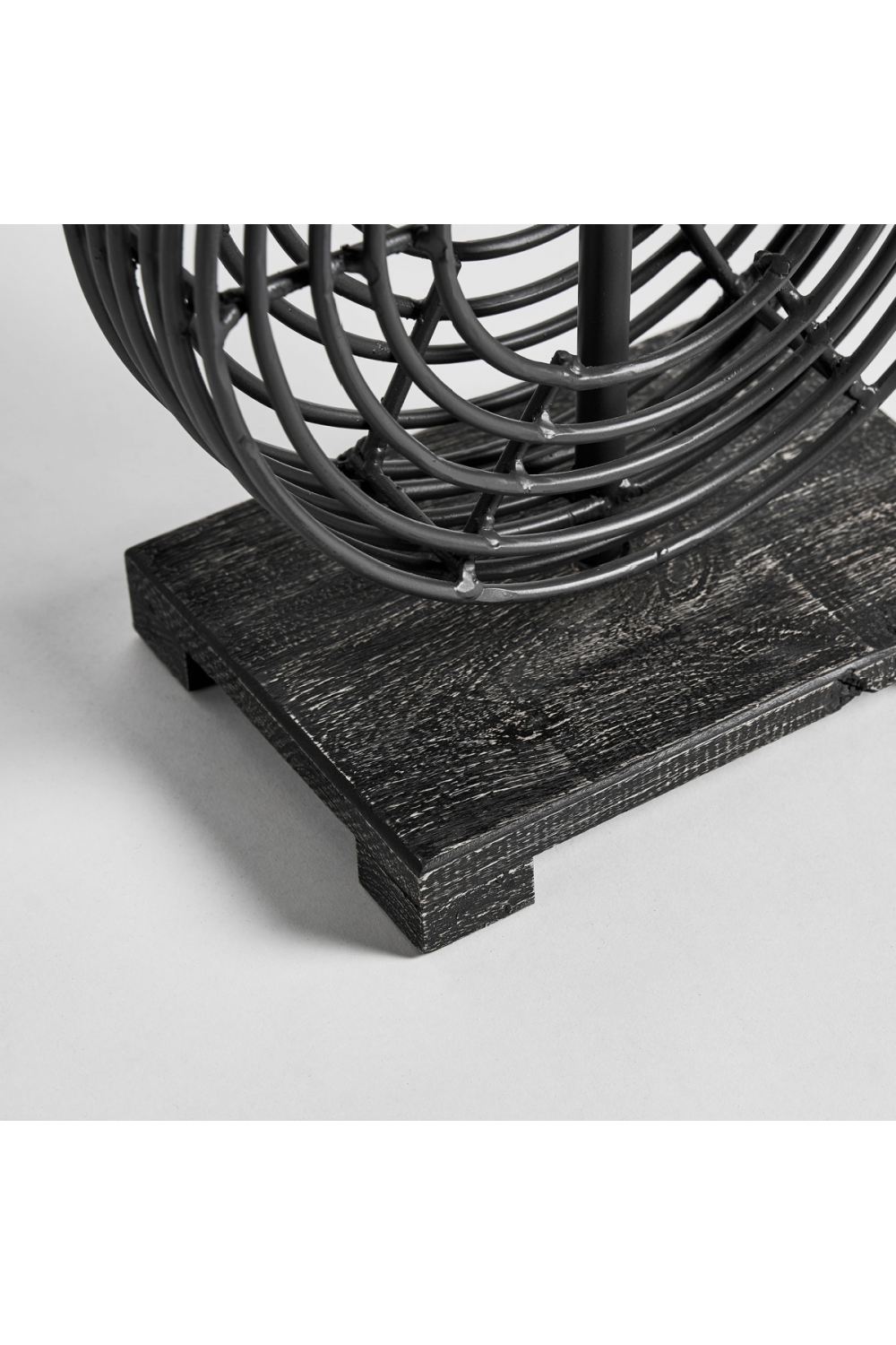   Black Iron Table Lamp | Oroa.com