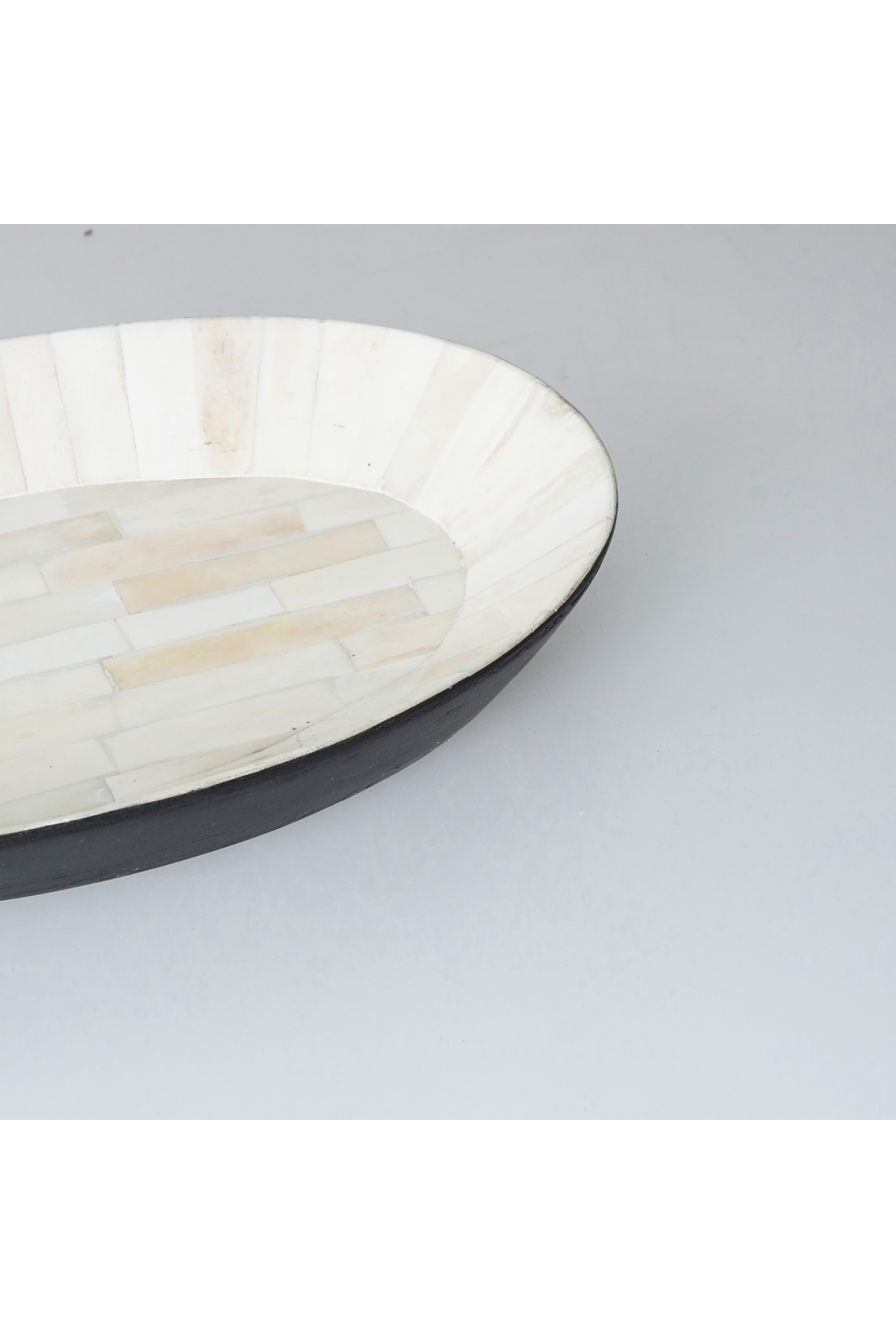   White Bone Oval Tray | Oroa.com