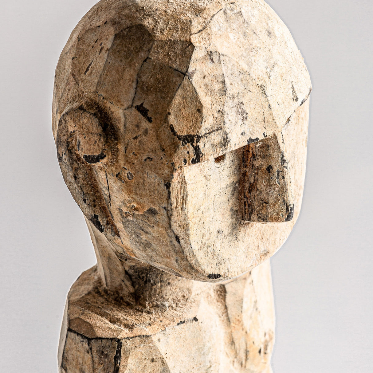   Carved Wooden Statue | Oroa.com
