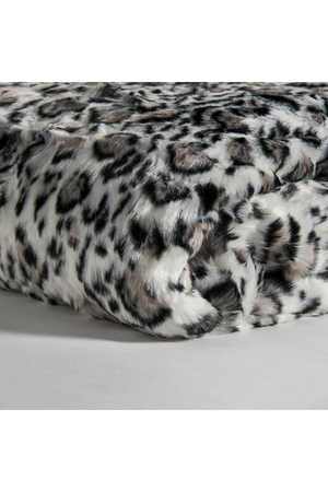   Two-Toned Furry Throw Blanket | Oroa.com