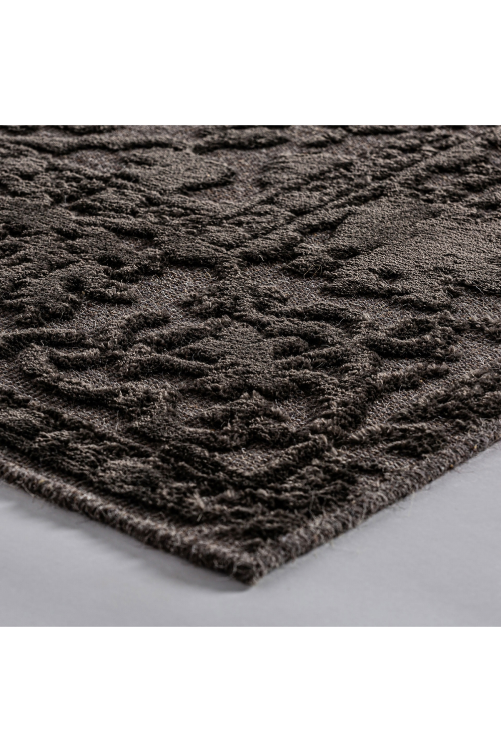   Black Viscose Carpet 6'5" x 9'5" | Oroa.com