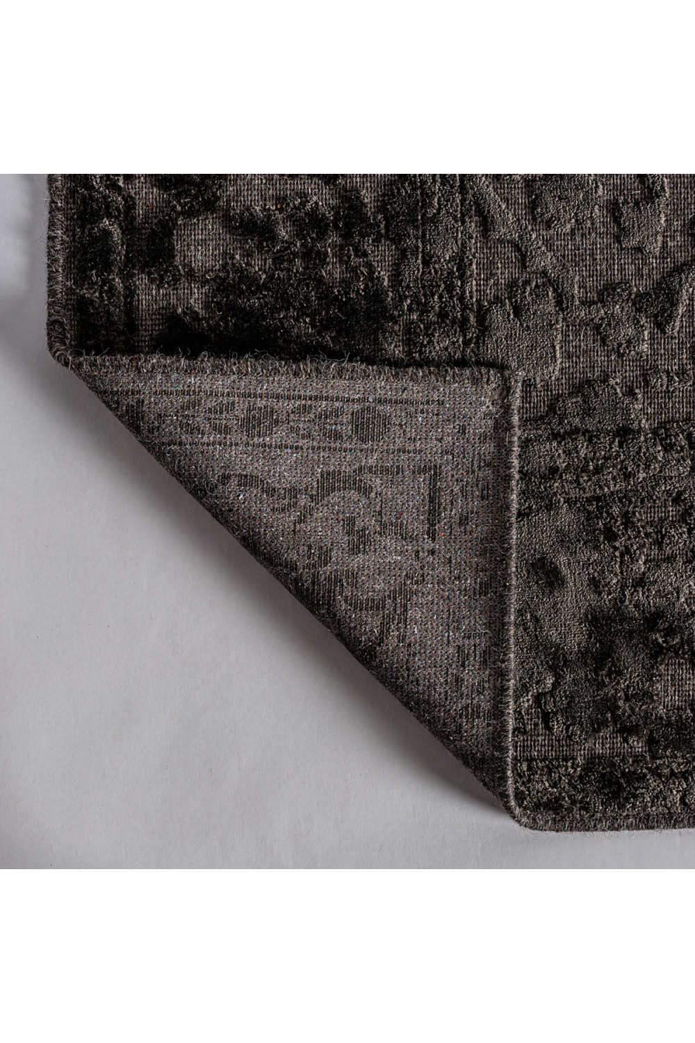   Black Viscose Carpet 6'5" x 9'5" | Oroa.com