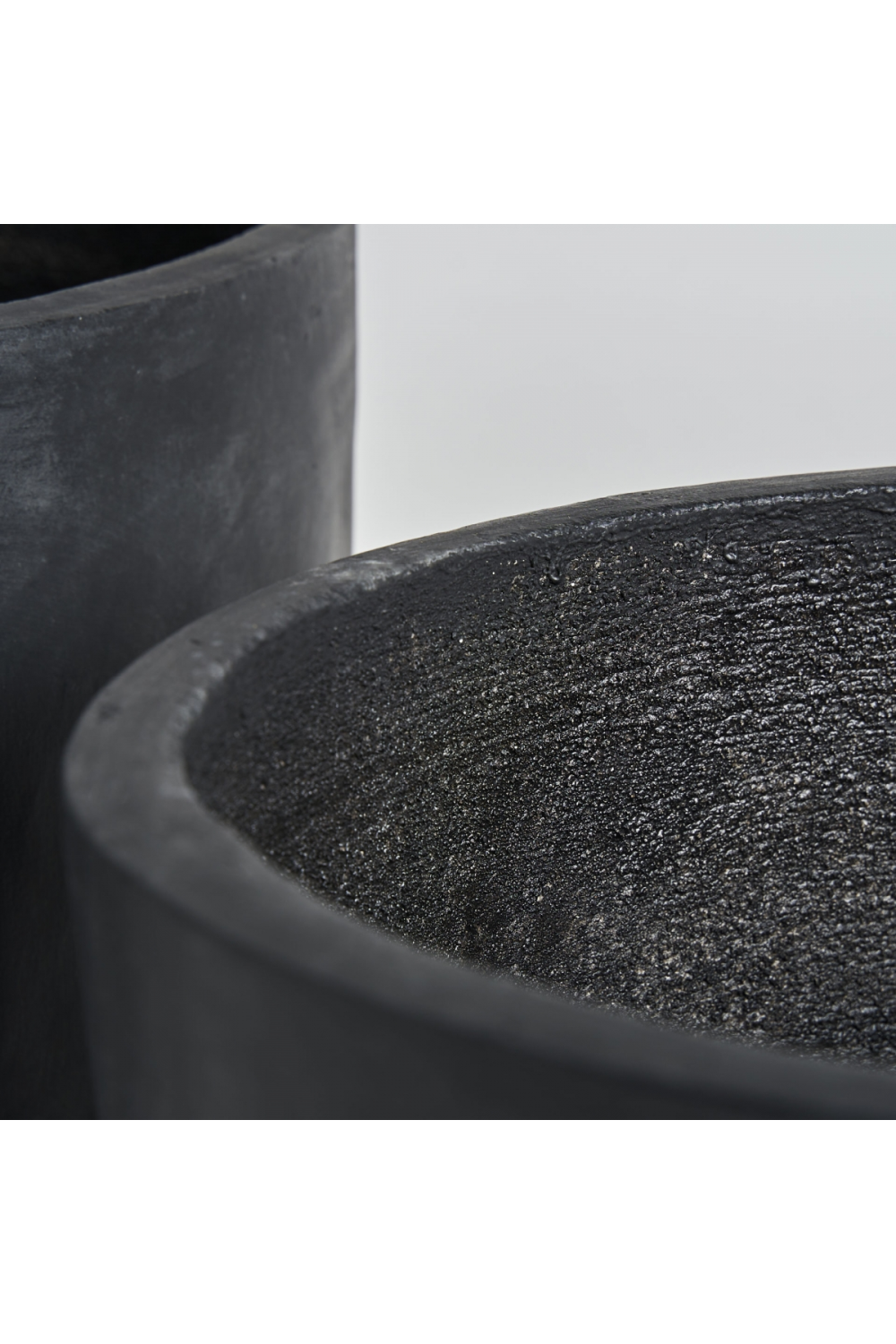   Black Terracotta Planters (2) | Oroa.com